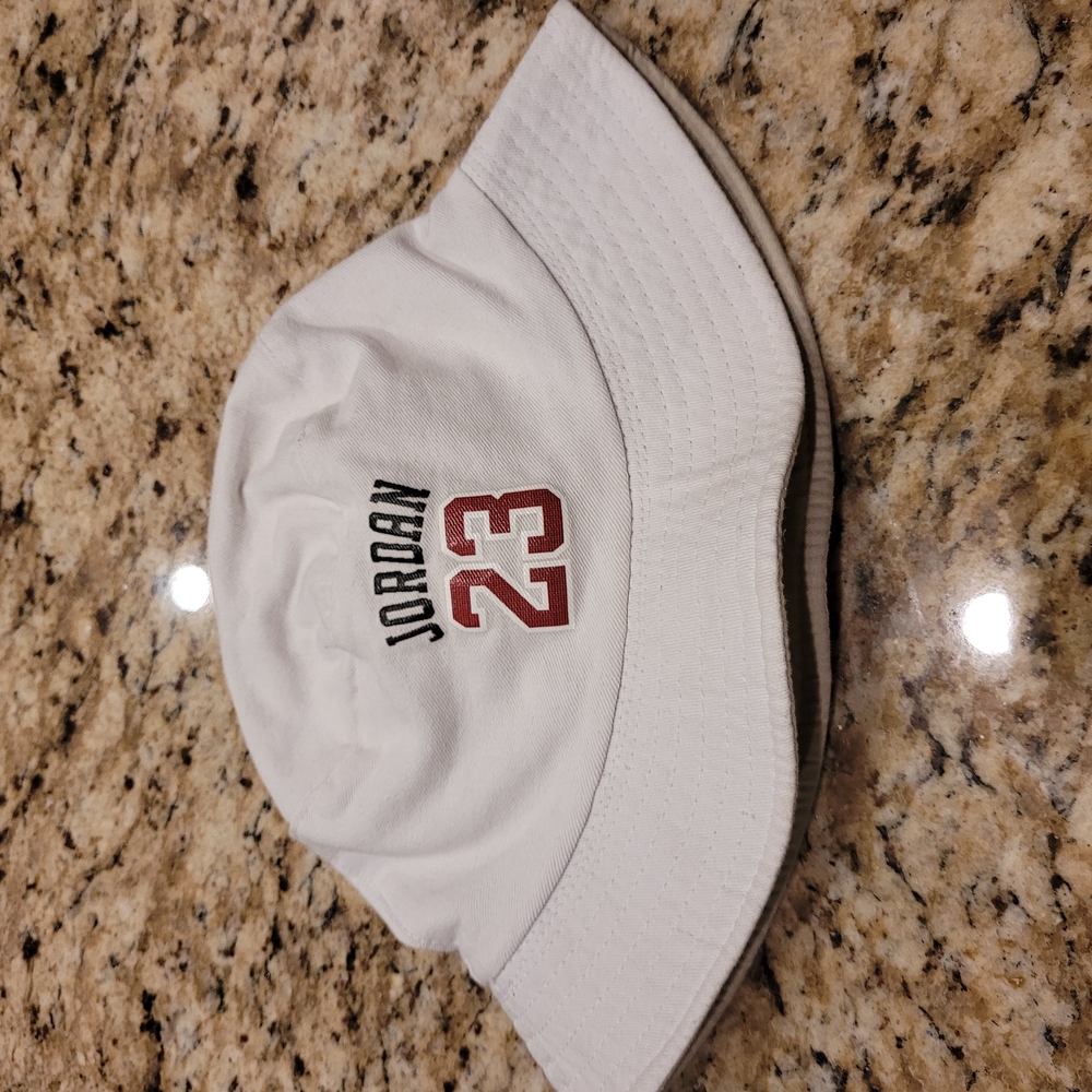 Jordan White Bucket Hat with Red Embroidery Size Small